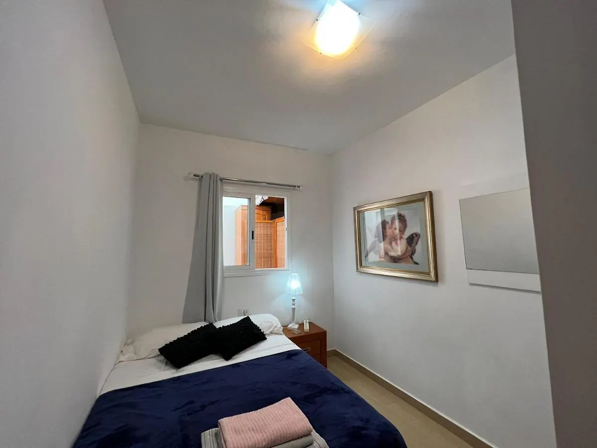 Homestay Alcamar Habitacion Privada Con Bano Compartido Cerca Al Mar! Alcala