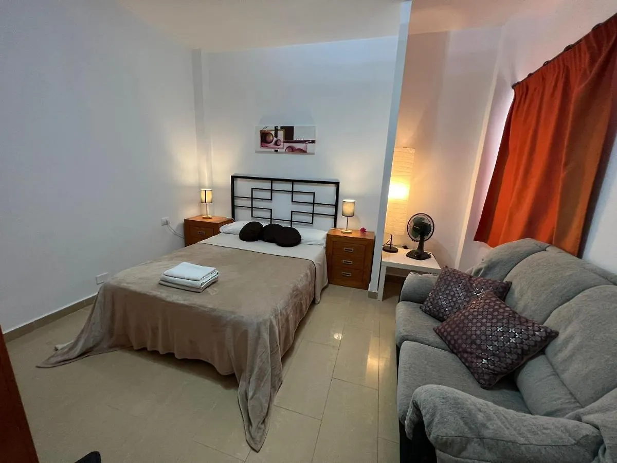 Homestay Alcamar Habitacion Privada Con Bano Compartido Cerca Al Mar! Alcala  Spain