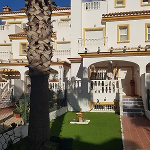 Lujoso Adosado De Tres En Playa A 200 Metros Del Mar Vera